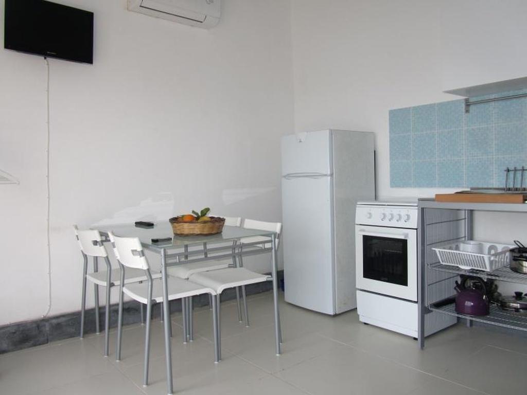 Come In Sicily La Pietra Monaca Apartment Acireale Room photo